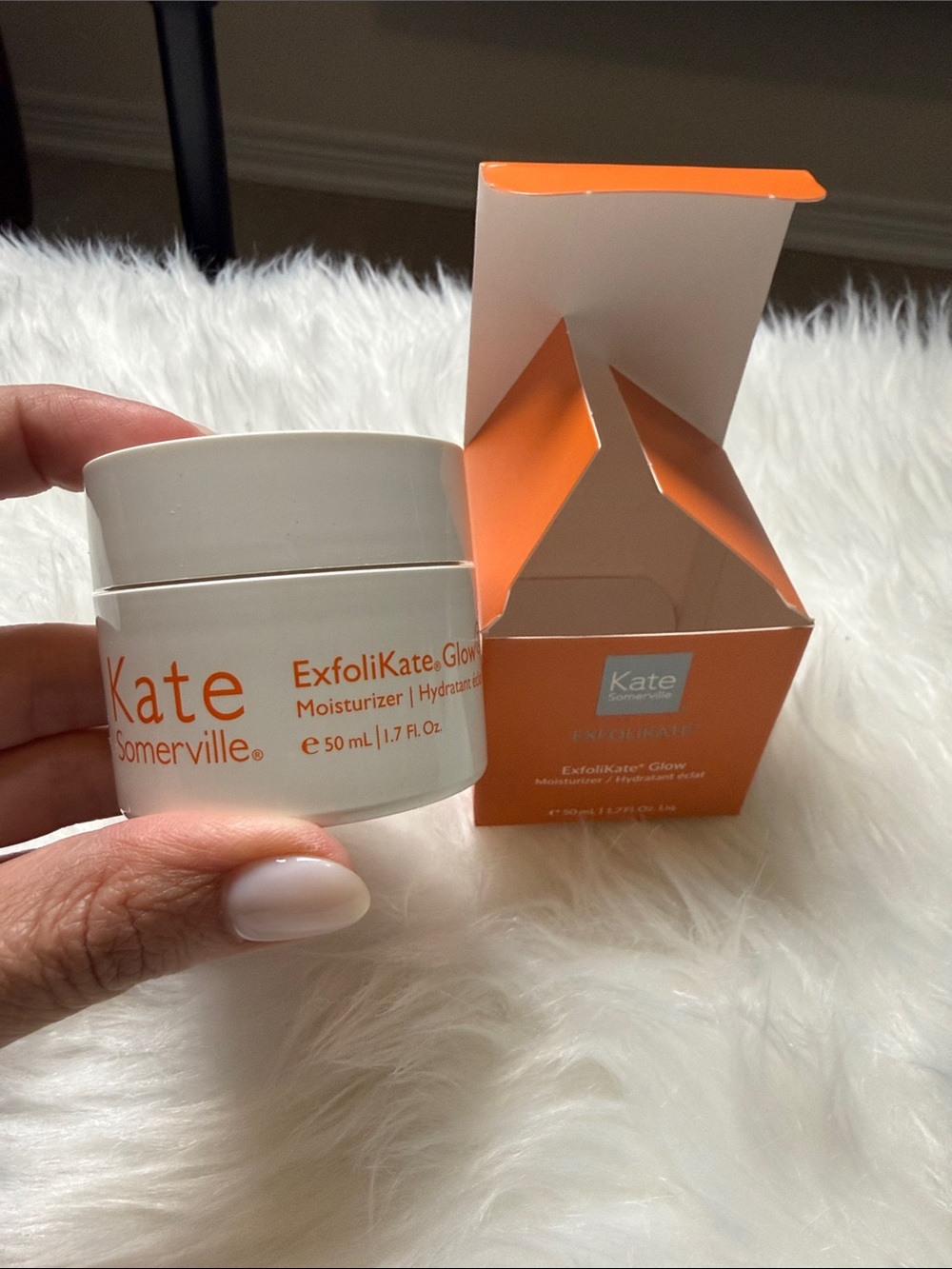 Kate Somerville ExfoliKate Glow Moisturizer - White & Orange